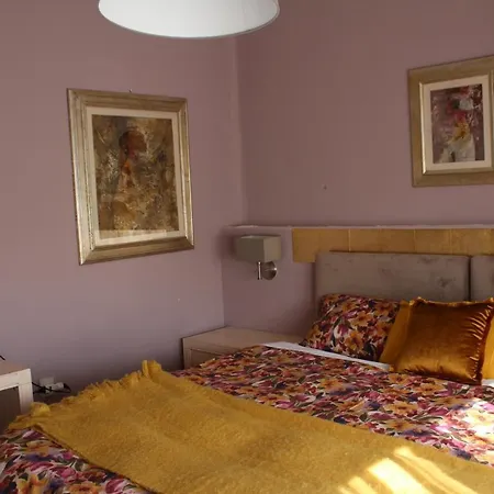 Zama Hotel *