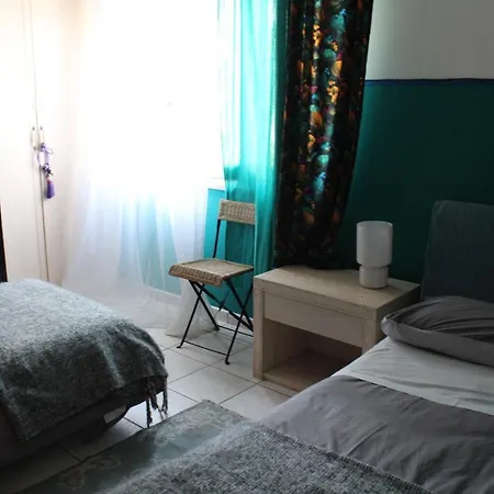 Zama مارينا دي رافينا